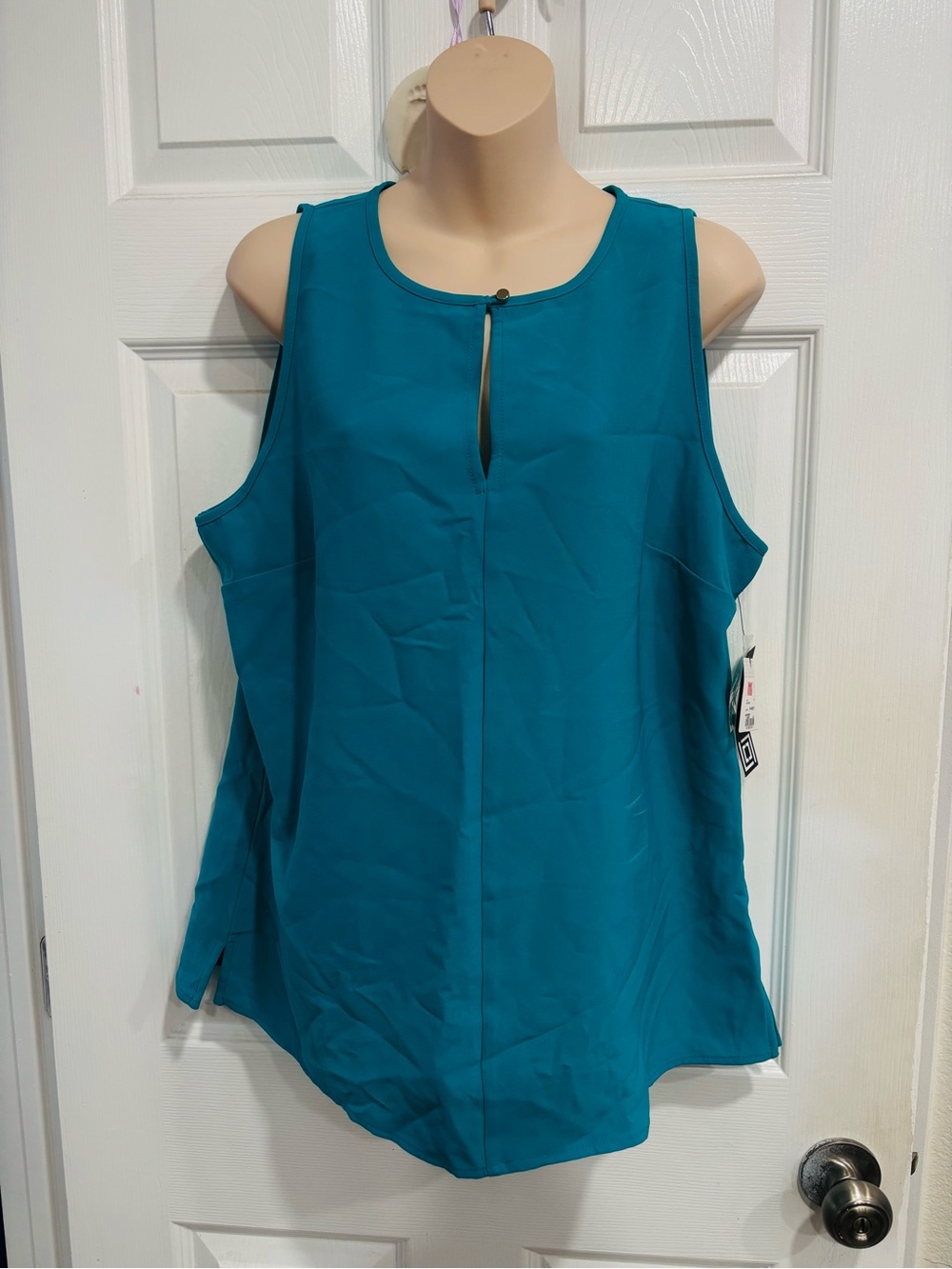 NWT Liz Claiborne Women's XL Tank Top Teal Blue Keyhole Neck